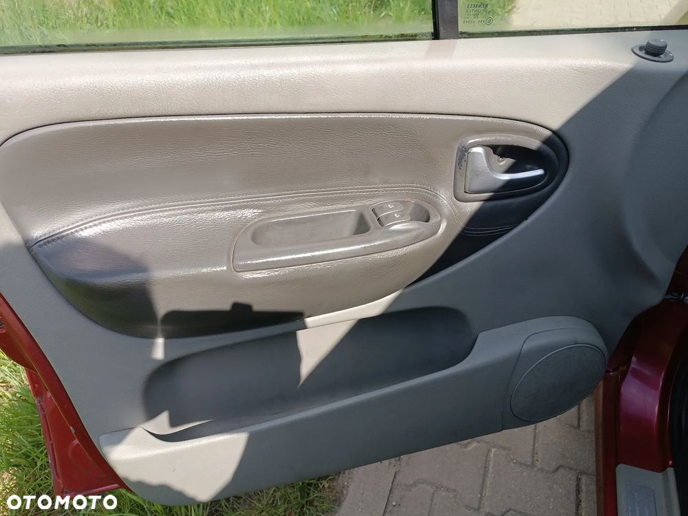 Renault Scenic 1.6 16V Privilege - 17