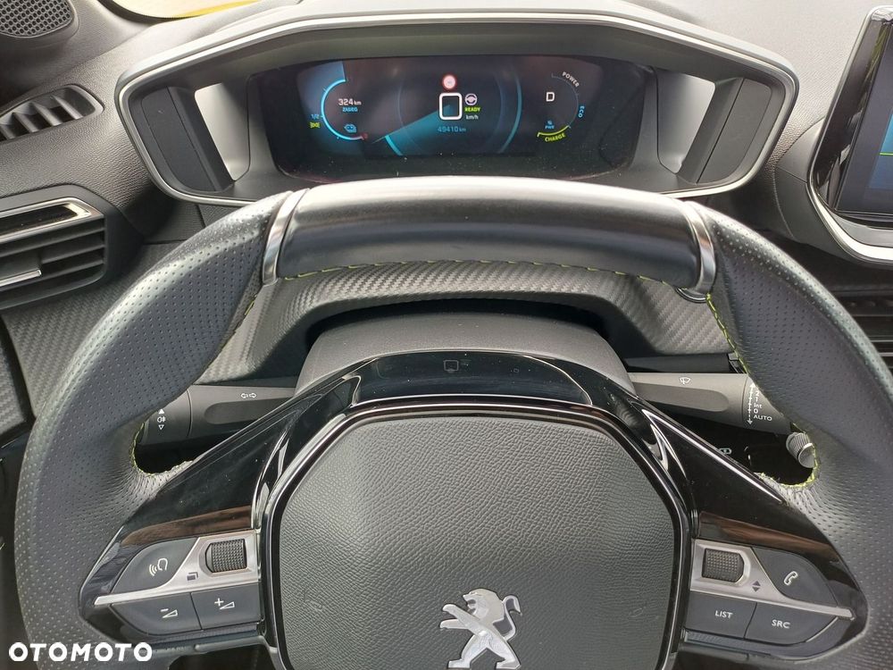 Peugeot 208 - 22