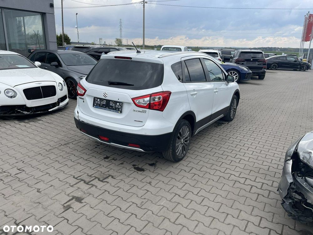 Suzuki SX4 S-Cross 1.6 VVT 4x4 Comfort+ - 2