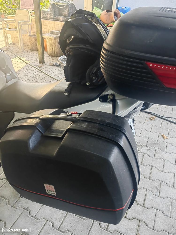 Honda CBR xxfireblade - 6