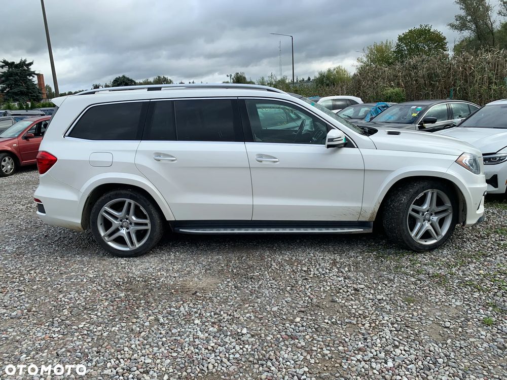 Mercedes-Benz GL 350 BlueTec 4-Matic - 6