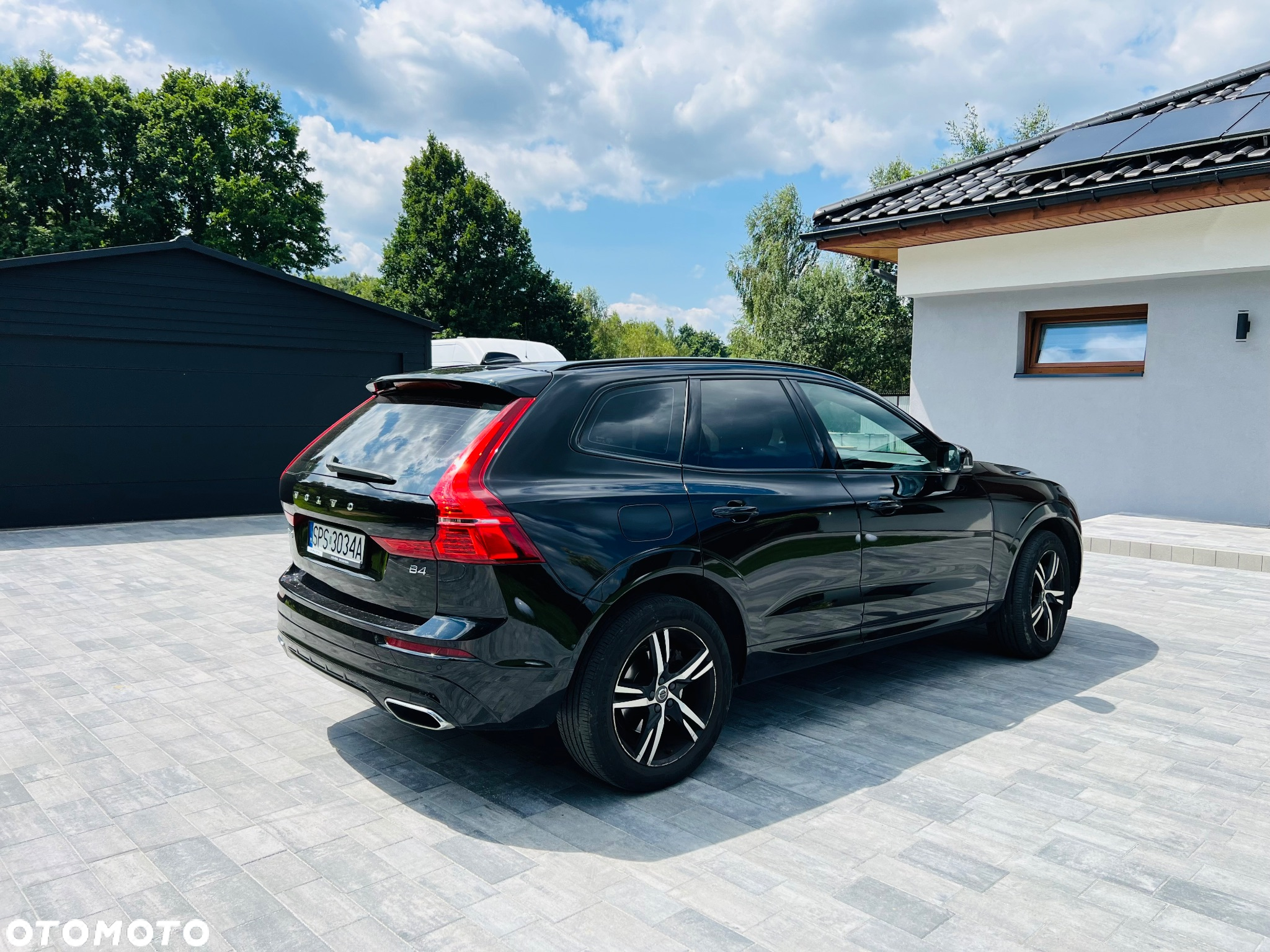 Volvo XC 60 T4 R-Design - 4