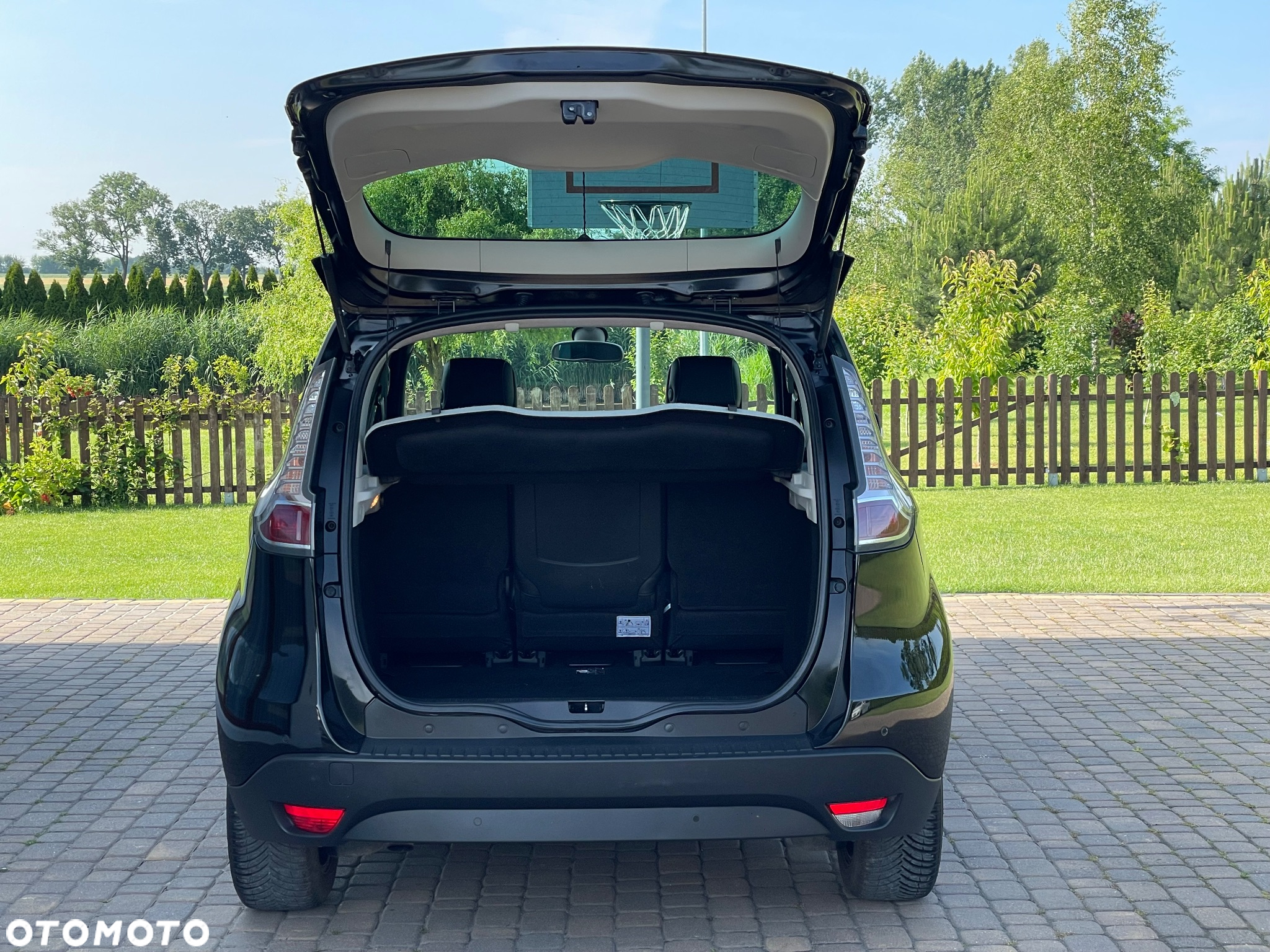 Renault Scenic dCi 110 Xmod Paris - 13