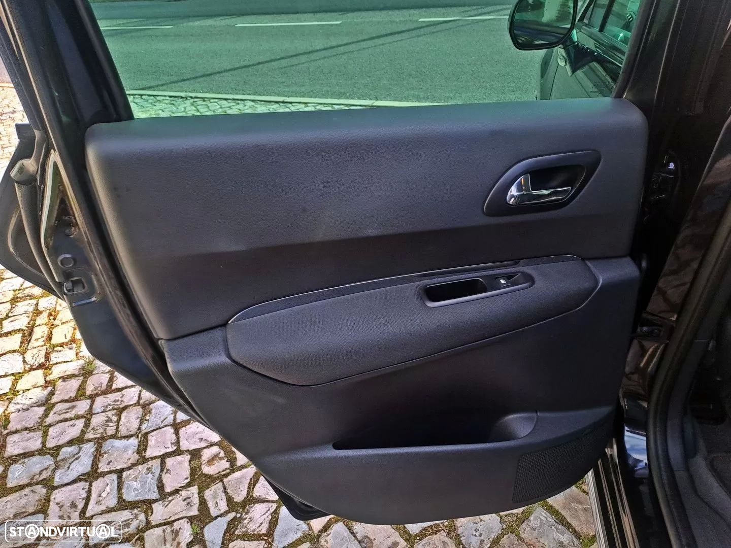 Peugeot 3008 2.0 HDi Hybrid4 - 20