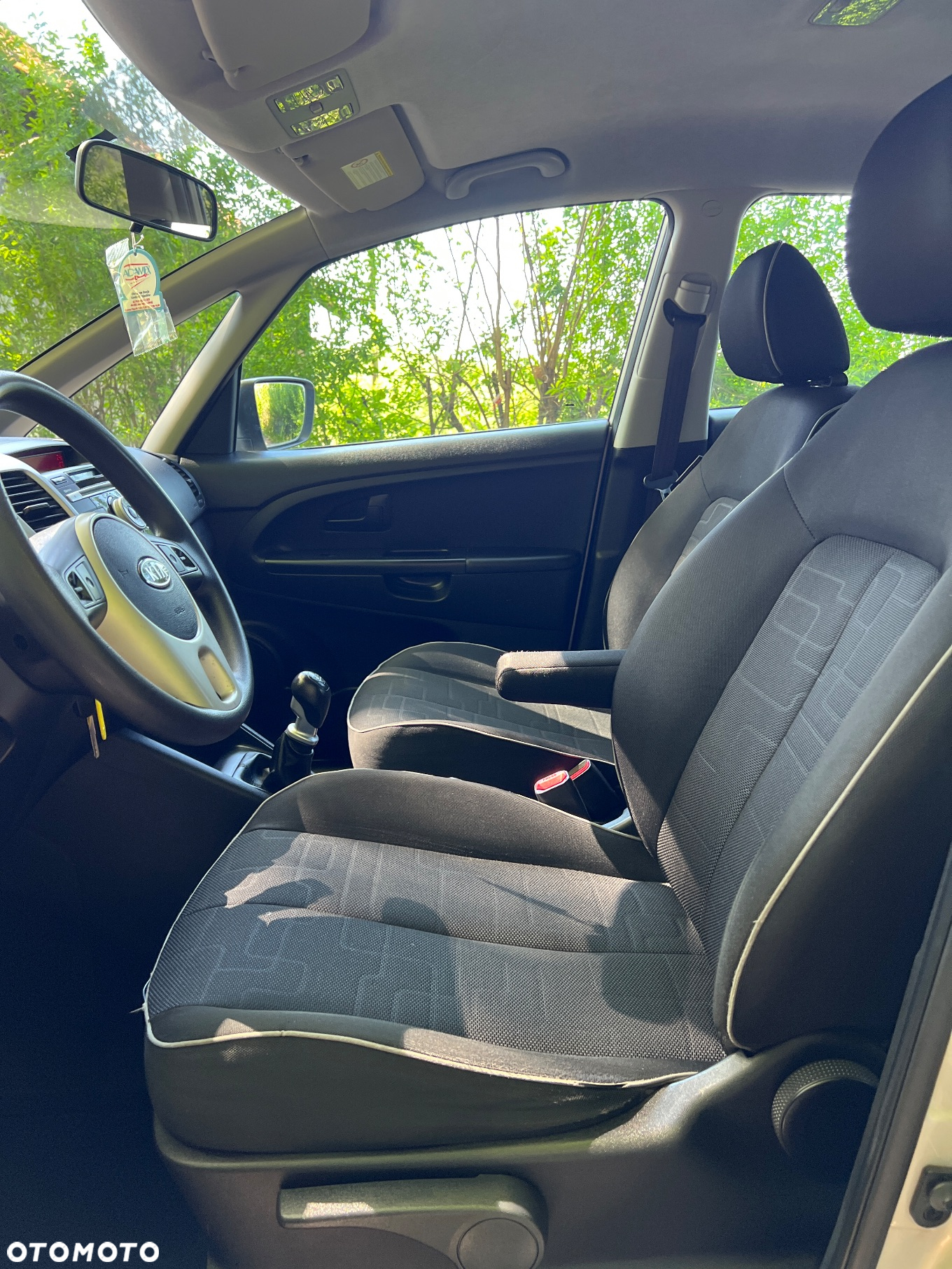 Kia Venga 1.4 S - 13