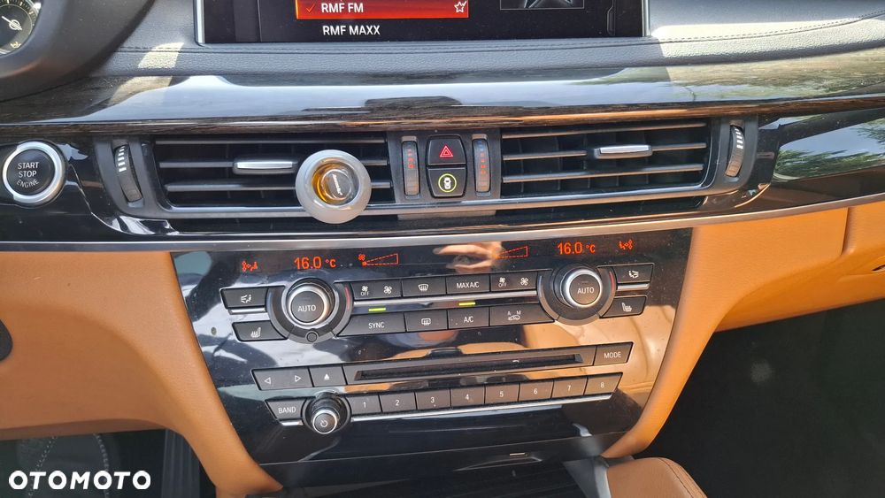 BMW X6 35i xDrive - 29