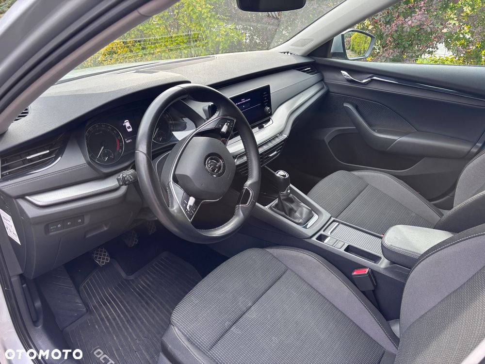 Skoda Octavia 2.0 TDI Ambition - 10