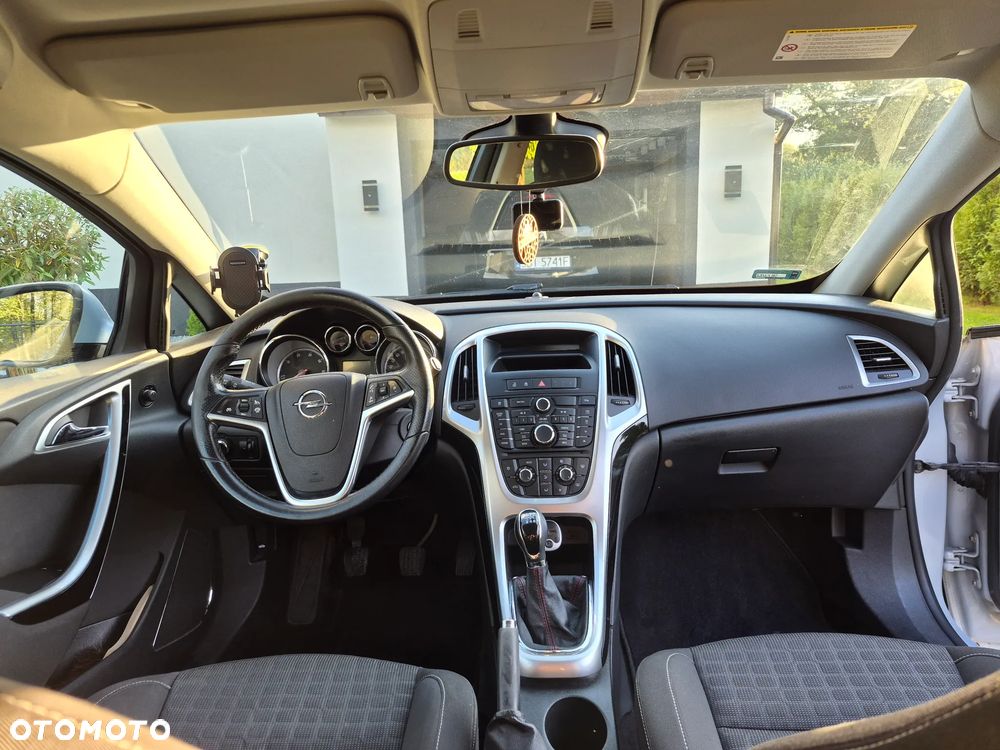 Opel Astra - 10