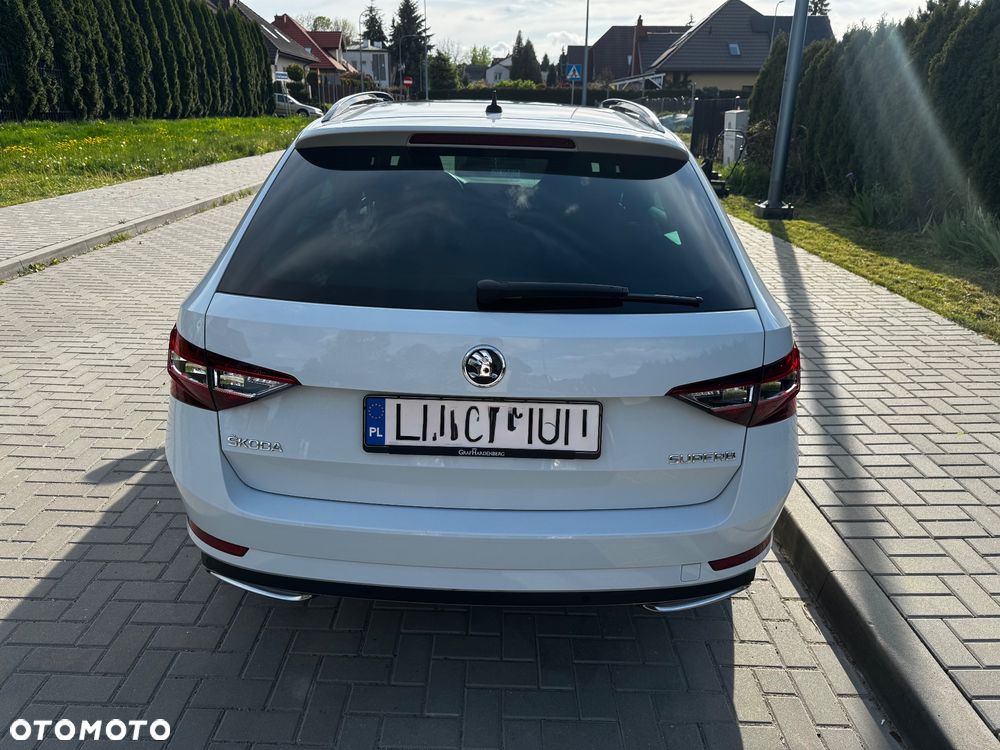 Skoda Superb 2.0 TDI SCR Sportline DSG - 3