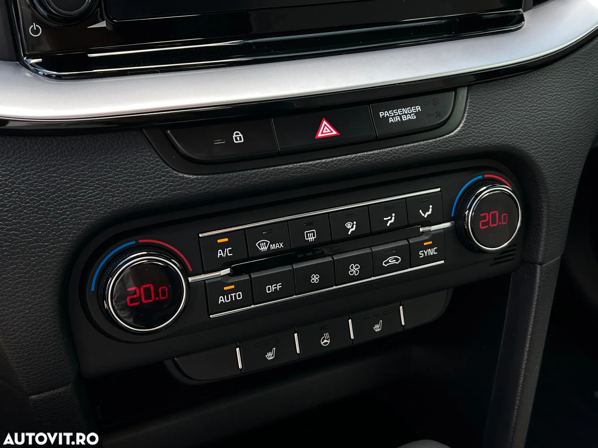 Kia XCeed 1.4 T-GDI 7DCT Style+ - 22