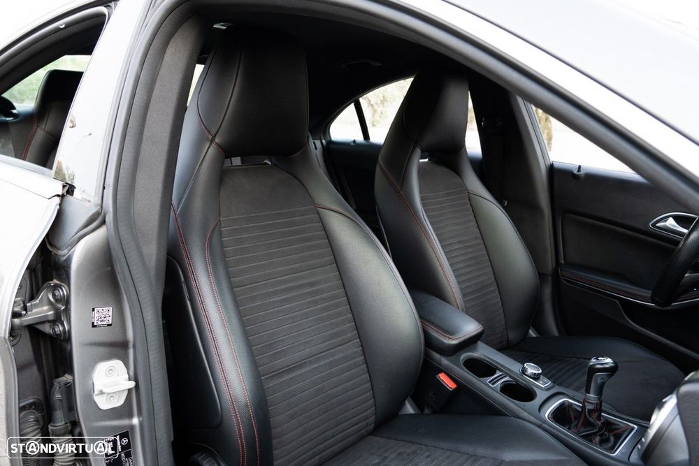 Mercedes-Benz CLA 180 d AMG Line - 9