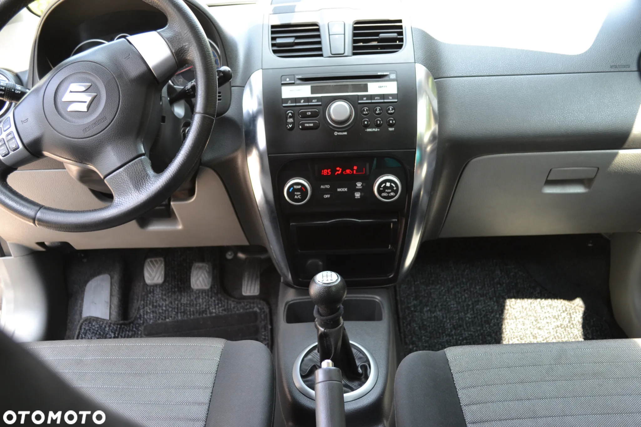 Suzuki SX4 1.6 Premium 4WD - 18