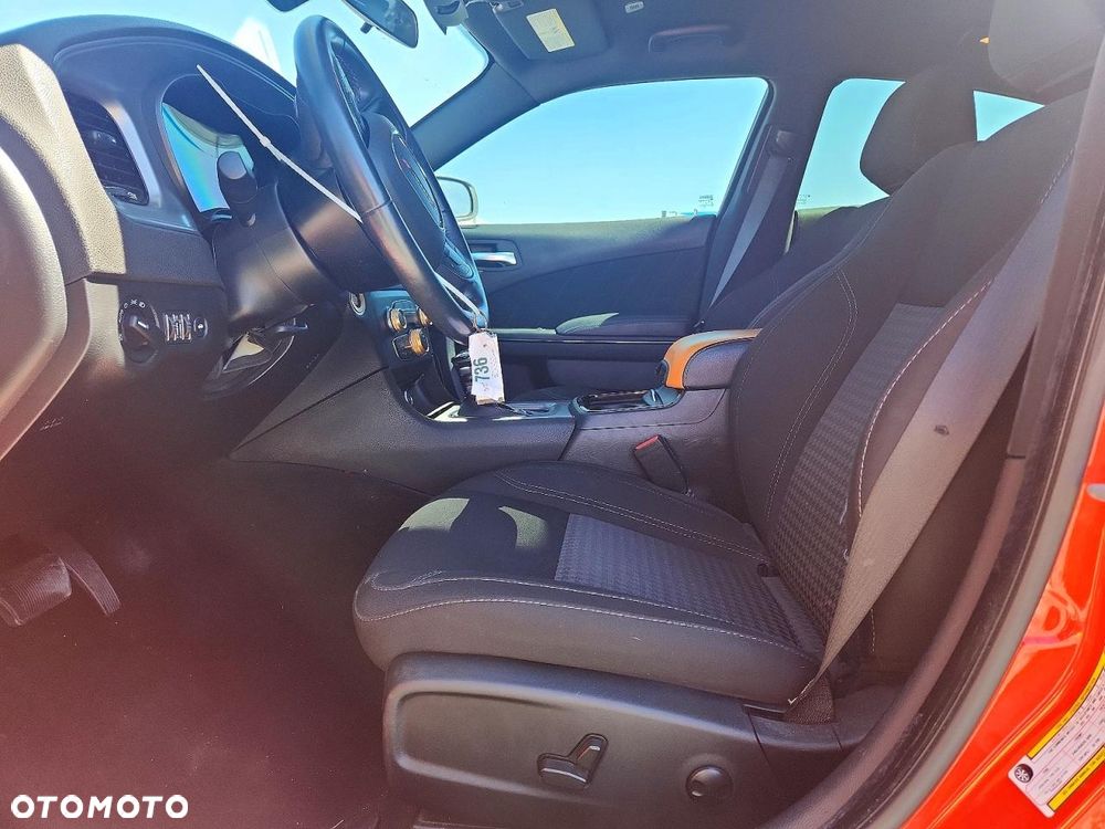 Dodge Charger 3.6 GT - 8