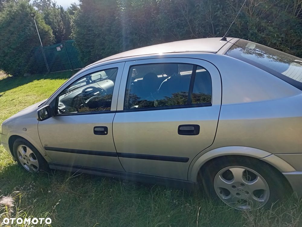 Opel Astra 2009 photo 5