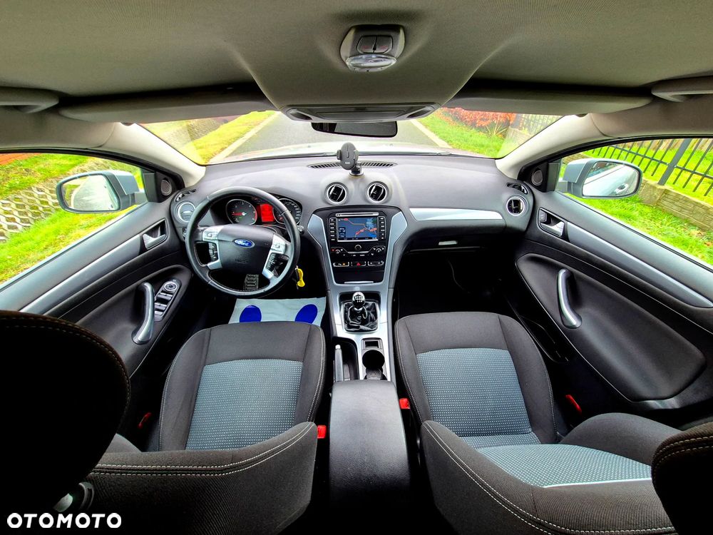 Ford Mondeo 2.0 TDCi Titanium - 25