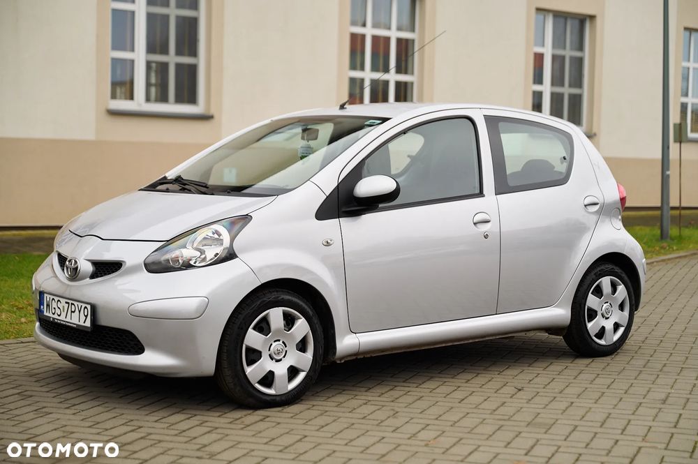 Toyota Aygo City - 8