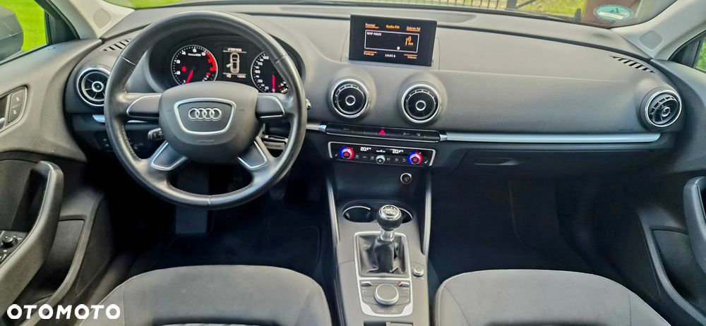 Audi A3 Sportback 1.4 TFSI Attraction - 17