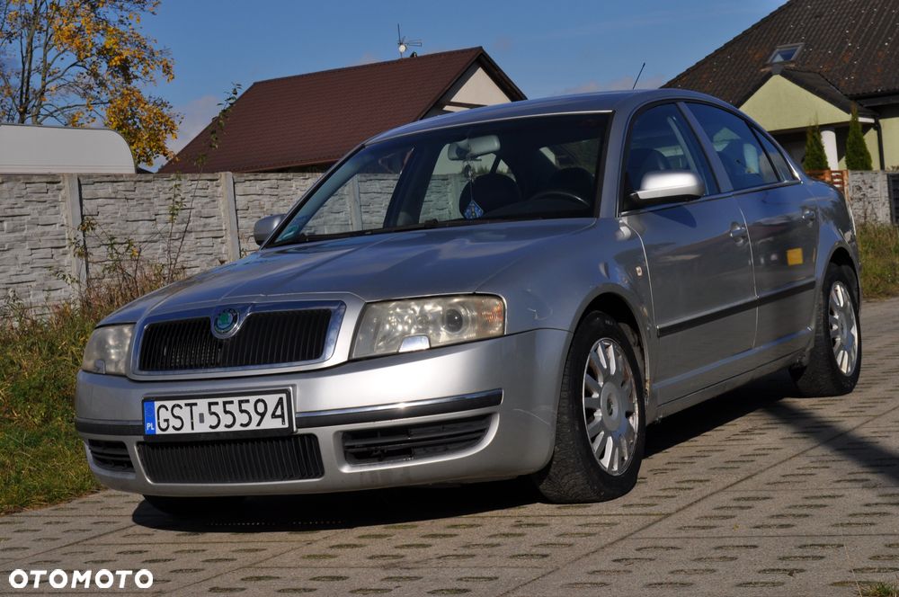 Skoda Superb 2.8 V6 Laurin&Klement - 1