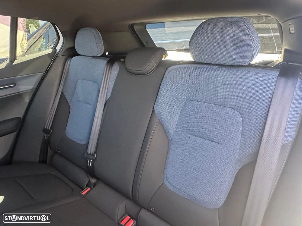 Volvo EX30 51 kWh Single Motor Core - 6