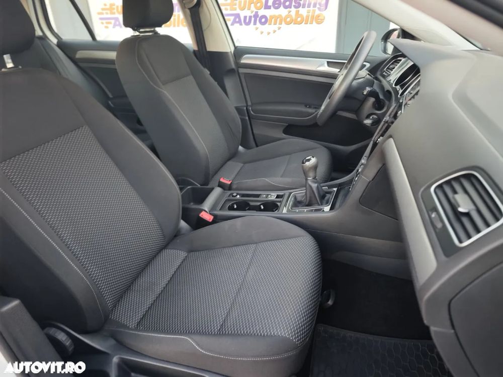 Volkswagen Golf 1.0 TSI Comfortline - 14