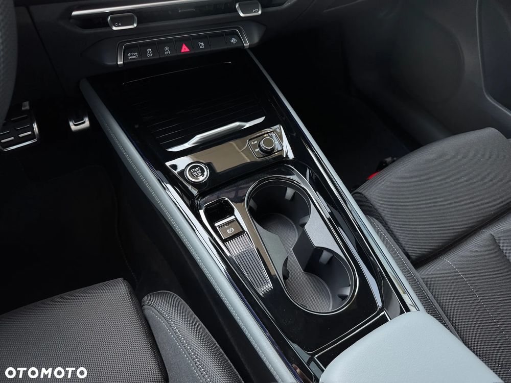 Audi Q3 TFSI mHEV 110 kW S tronic - 24