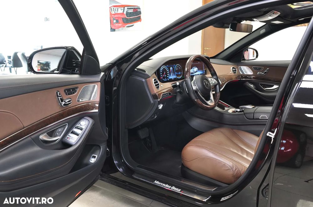 Mercedes-Benz S - 8