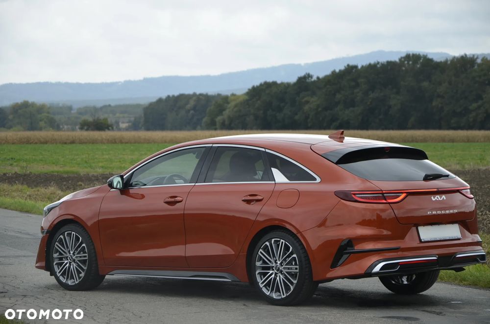 Kia ProCeed 1.5 T-GDI DCT7 OPF GT LINE - 11
