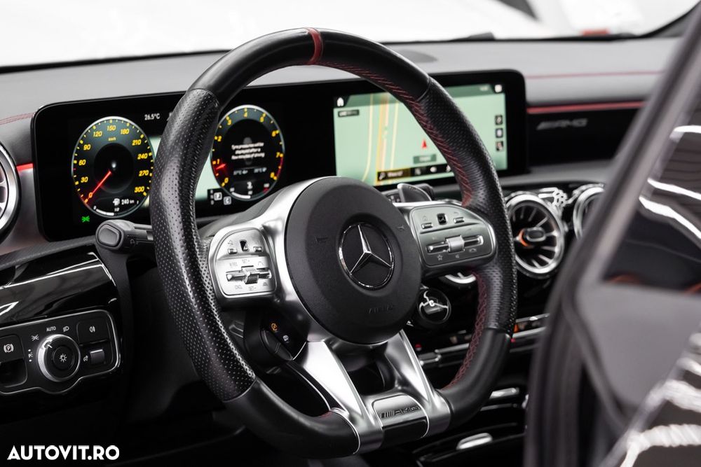 Mercedes-Benz CLA AMG 45 4Matic+ AMG Speedshift 8G-DCT - 30