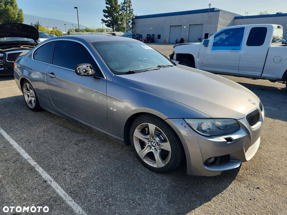 BMW Seria 3 335i Luxury Line - 5