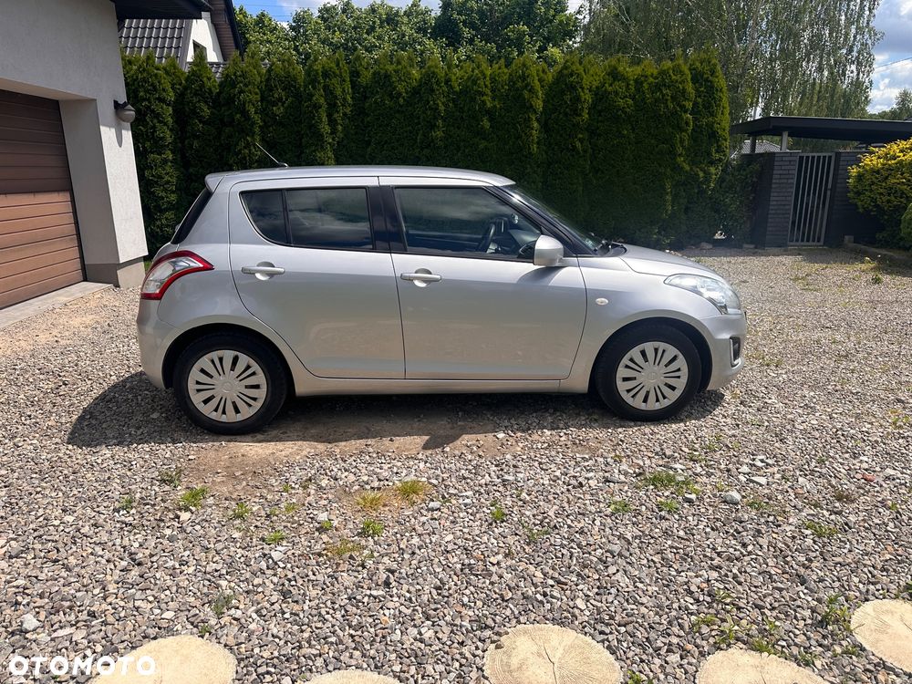 Suzuki Swift - 3