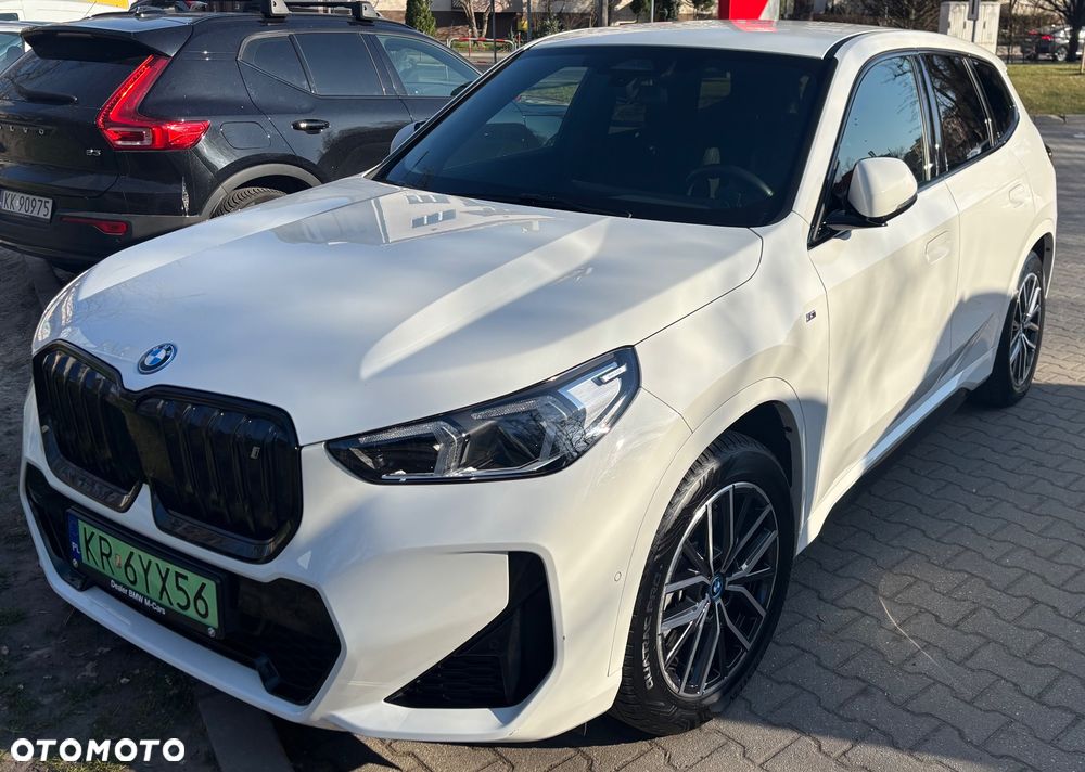 BMW iX1 xDrive30 66.5kWh M Sport - 5