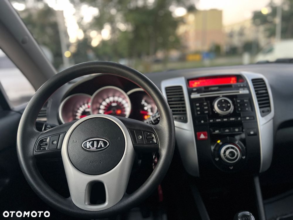 Kia Venga 1.4 M - 5