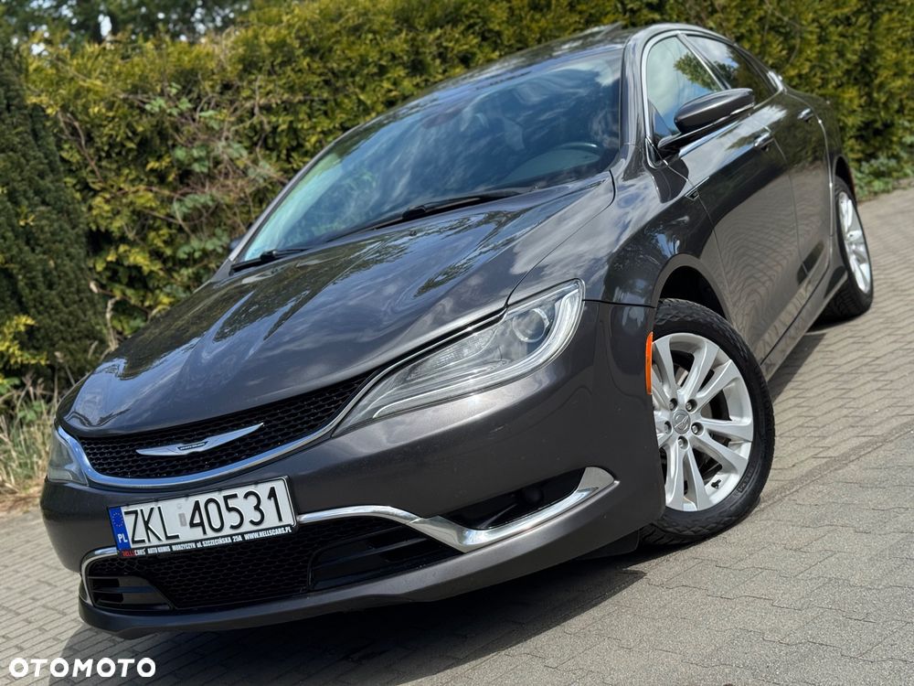 Chrysler 200 - 2