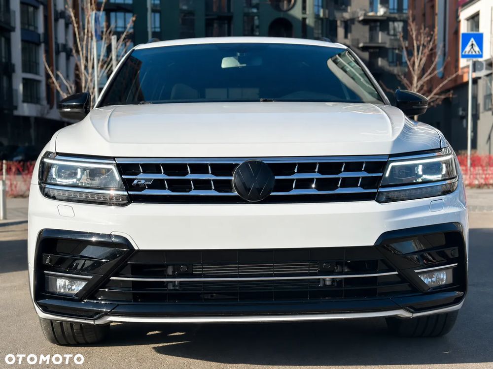 Volkswagen Tiguan - 4