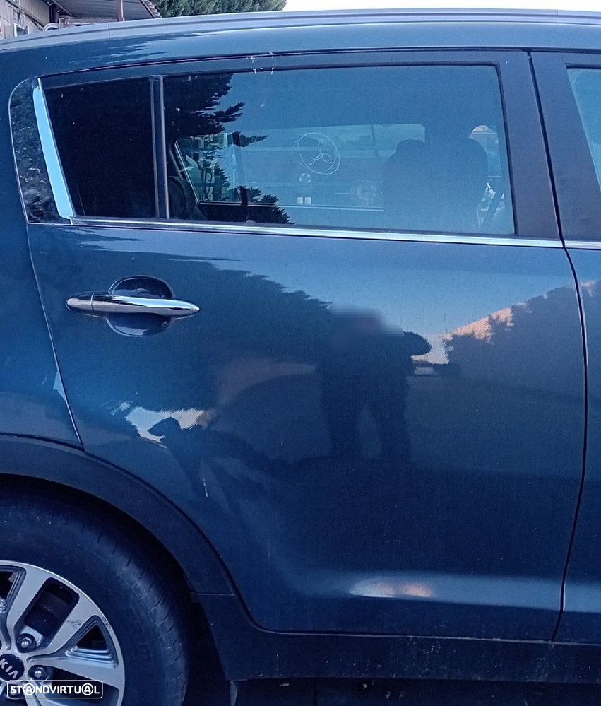 Porta trás direita KIA Sportage III (SL) - 1