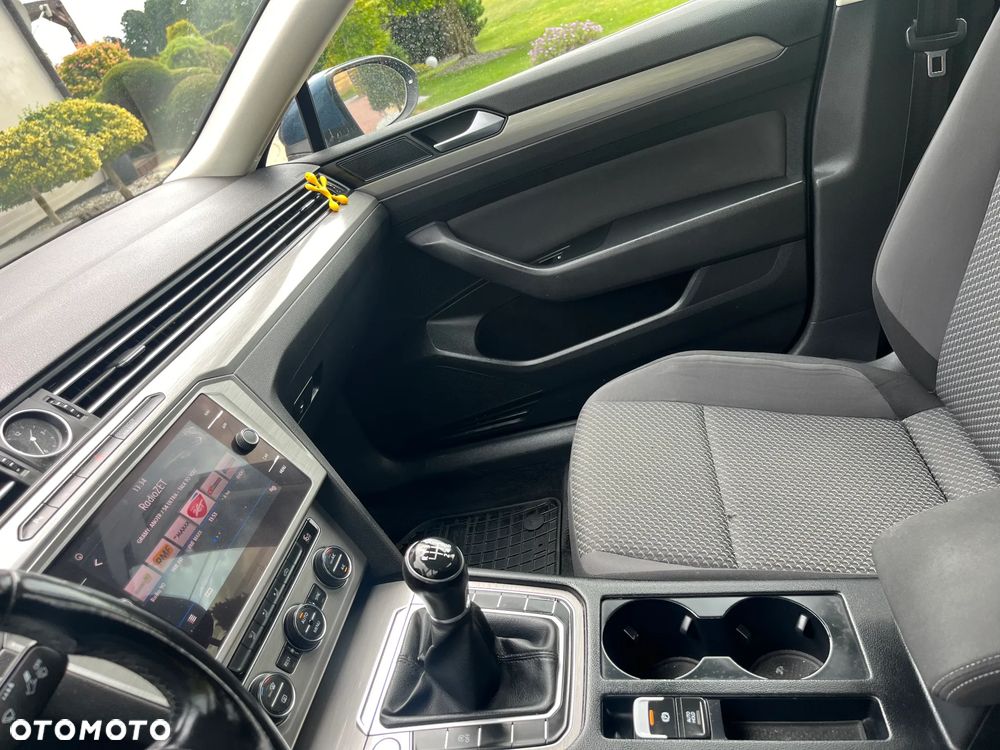 Volkswagen Passat 1.4 TSI BMT Comfortline - 13