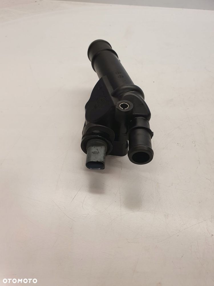 KRÓCIEC WODY AUDI AA B7 A3 8P 1,9 2,0 03G121132B - 3