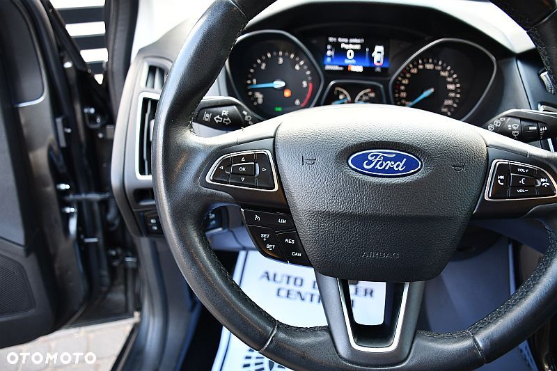 Ford Focus 1.5 EcoBlue Start-Stopp-System TITANIUM DESIGN - 18