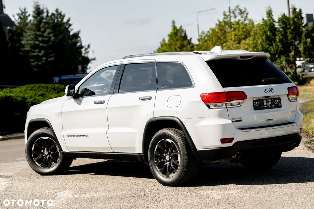 Jeep Grand Cherokee - 9