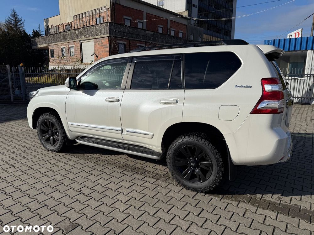 Toyota Land Cruiser LC 3.0 D-4D Invincible - 1