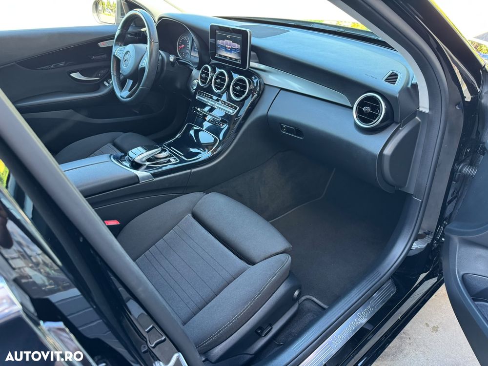 Mercedes-Benz C 250 d 4Matic 9G-TRONIC Edition - 26