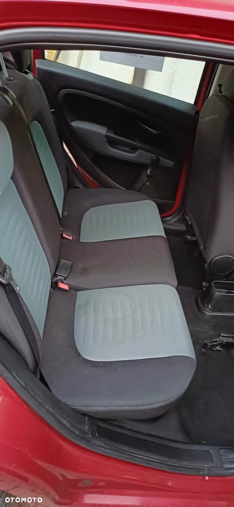 Fiat Grande Punto Actual 1.4 8V Estiva Blue&Me - 3