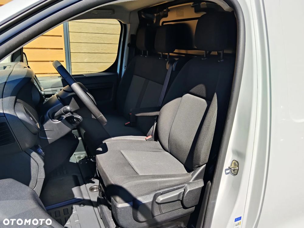 Opel Vivaro - 10