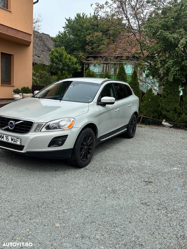 Volvo XC 60 D5 AWD Aut. Kinetic - 2