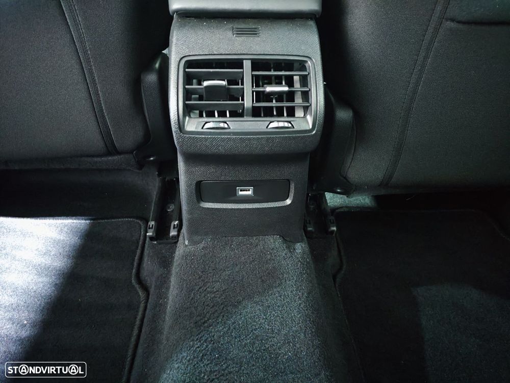 Citroën C4 1.2 Hybrid Plus e-DSC6 - 27