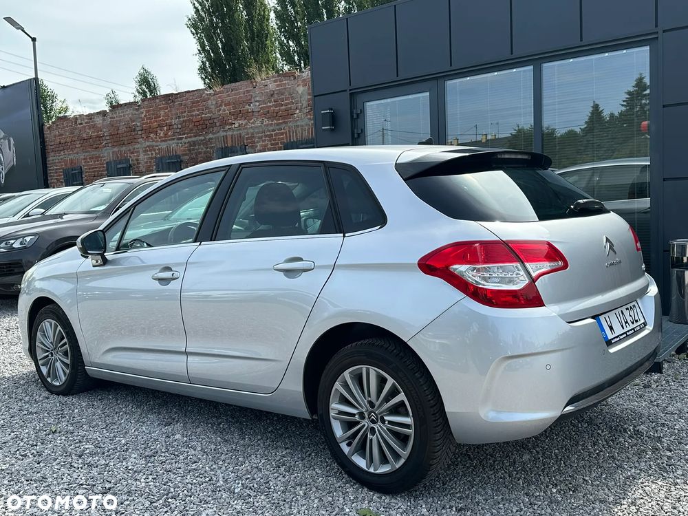 Citroën C4 VTi 120 Attraction - 9