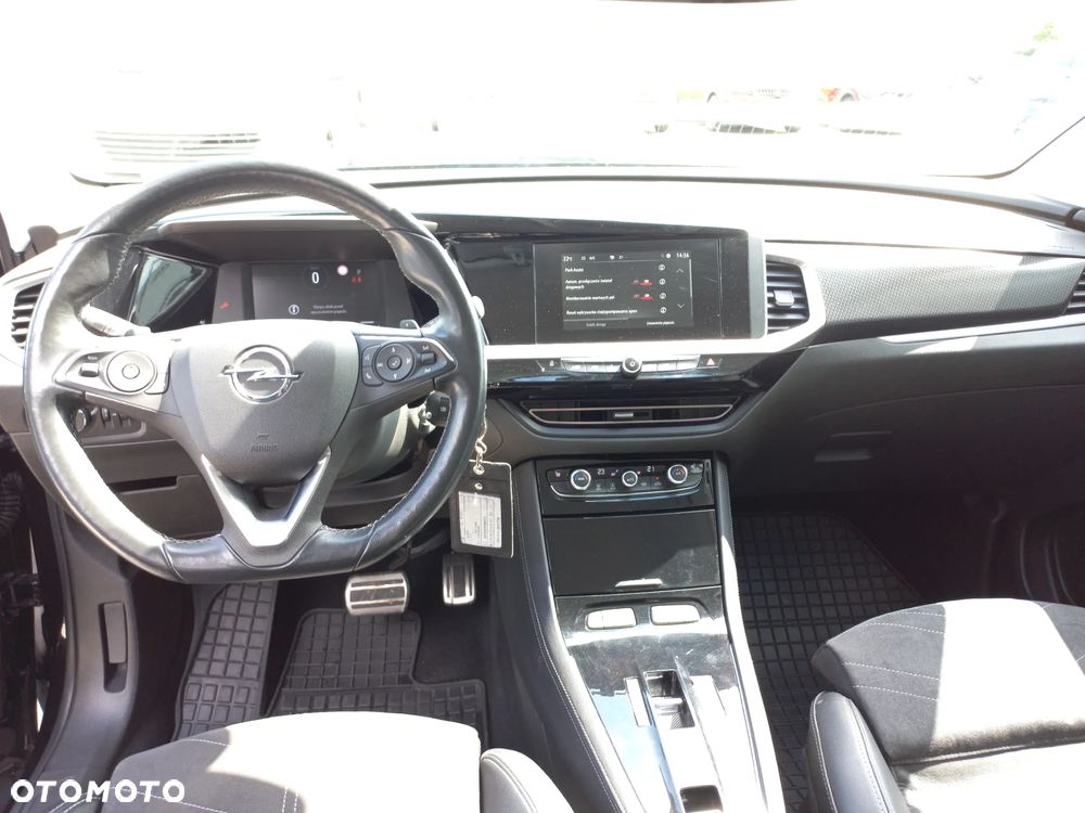 Opel Grandland 1.2 T GS S&S - 14