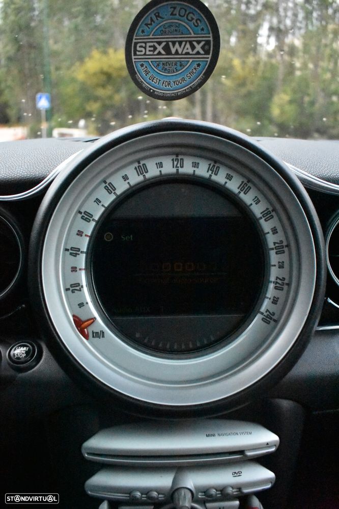 MINI 3 Portas Cooper S Aut. - 15