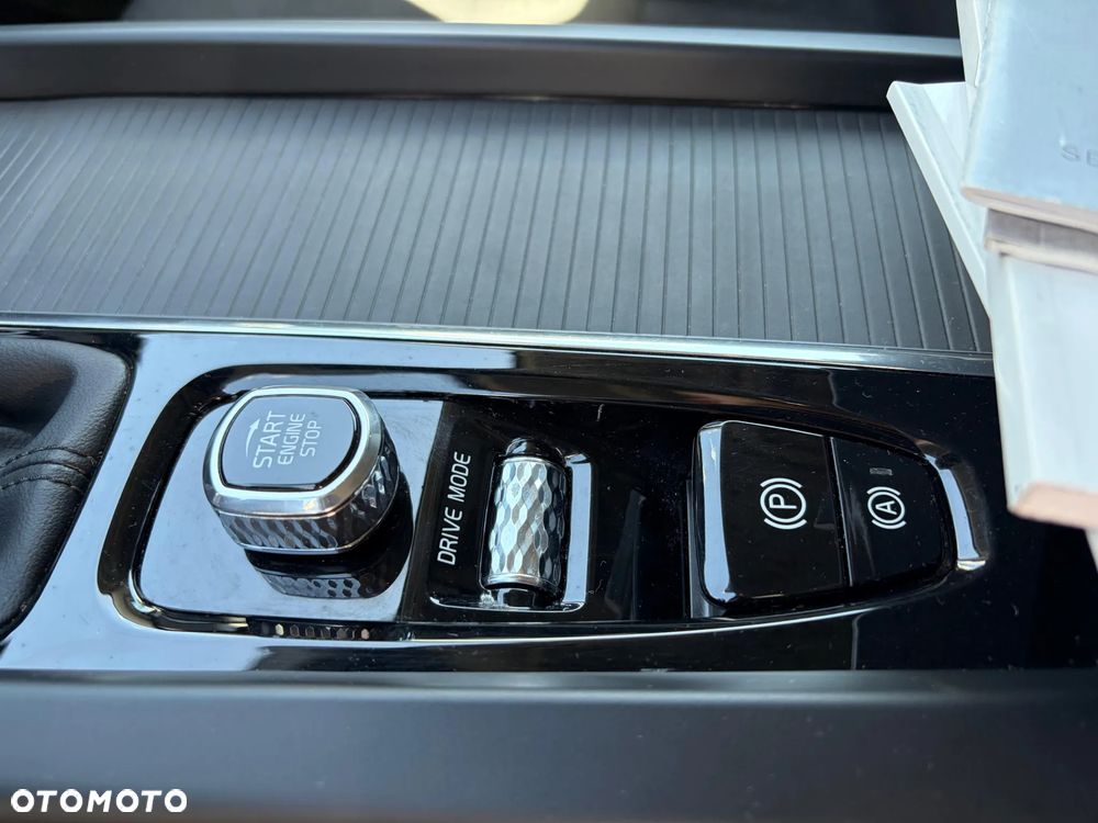 Volvo V60 D3 Momentum Pro - 11