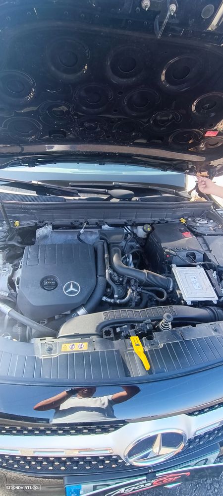 Mercedes-Benz GLB 200 7G-DCT AMG Line - 10